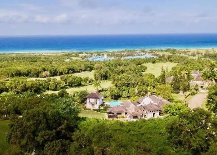 Hospitality Expert Half Hill 1br Pool * Montego Bay
